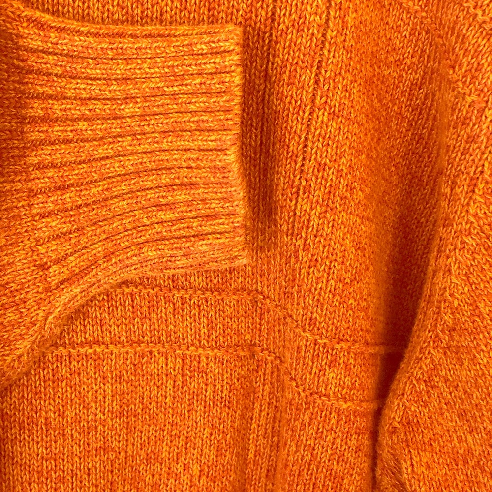 Geoffrey Beene Crew Neck Orange Sweater